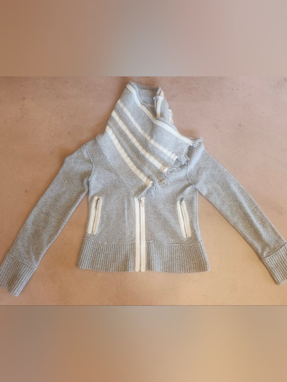 Free People Gray Zip Cardigan Sweater Faux Scarf Foldover Cowl Neck XS Ski Boho